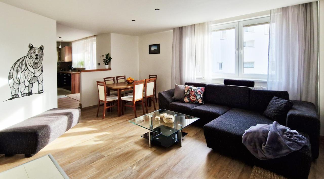 Liptovský Mikuláš Apartmany Minoris מראה חיצוני תמונה