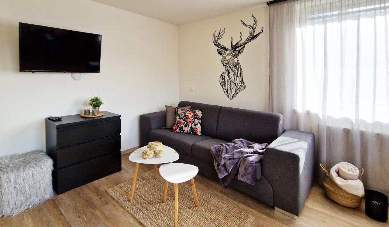 Liptovský Mikuláš Apartmany Minoris מראה חיצוני תמונה